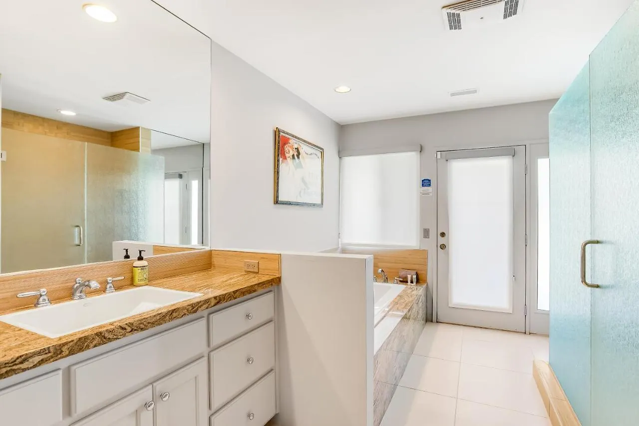 度假居 Palm Springs Perfection Permit# 2243别墅